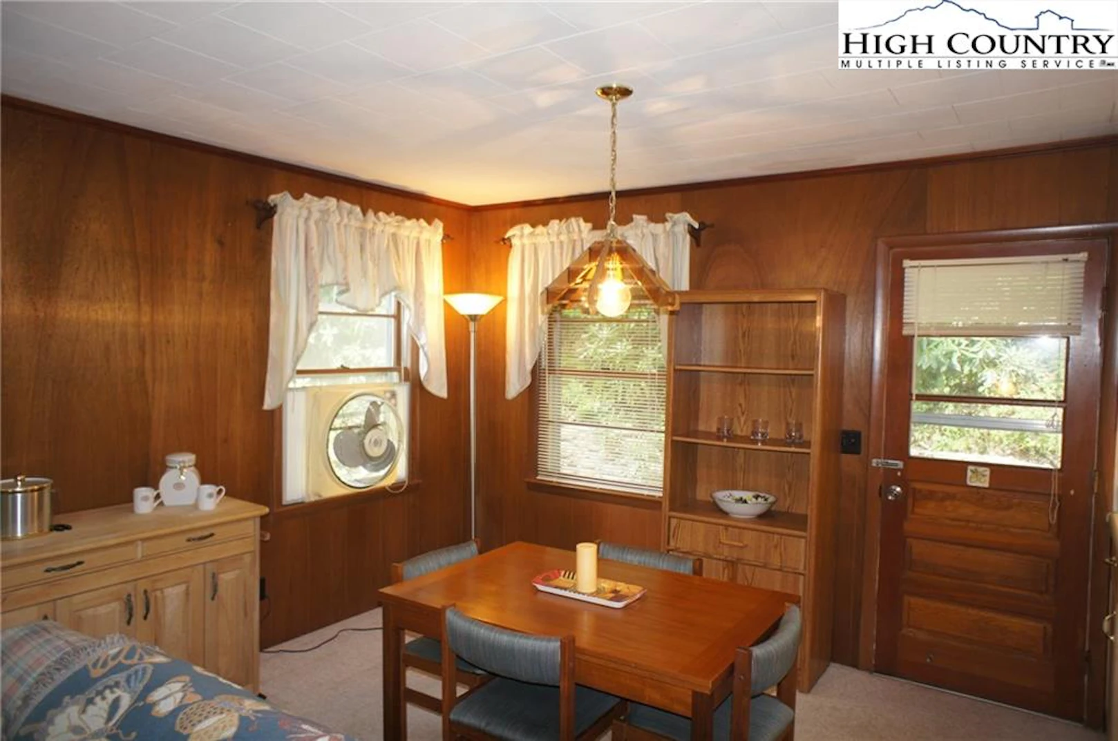 Image number 13 for the current listing