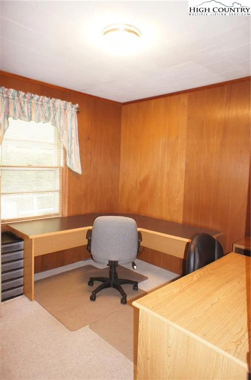 Image number 6 for the current listing