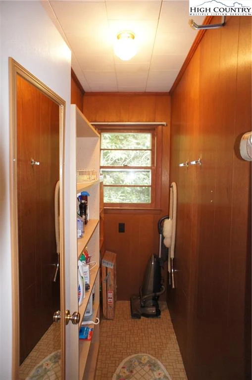 Image number 4 for the current listing