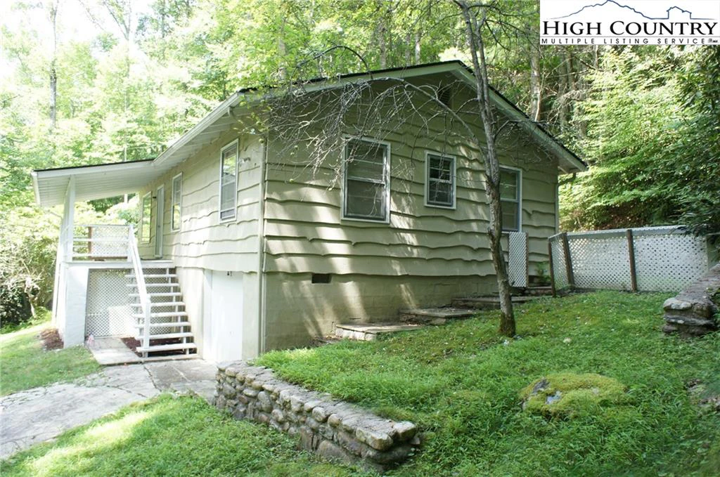 Image number 22 for the current listing