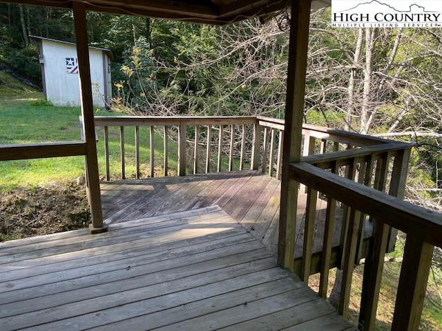 Image number 8 for the current listing