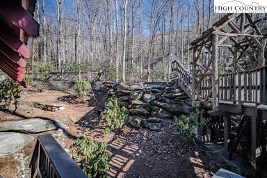 Image number 9 for the current listing