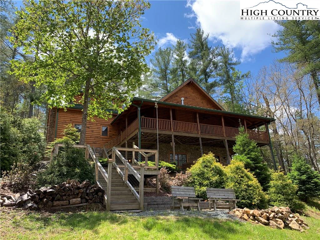Image number 1 for the current listing