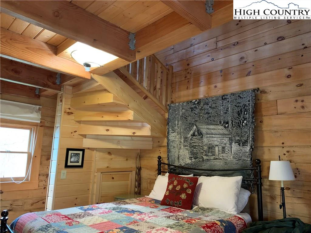 Image number 20 for the current listing
