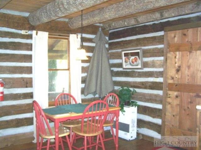 Image number 9 for the current listing