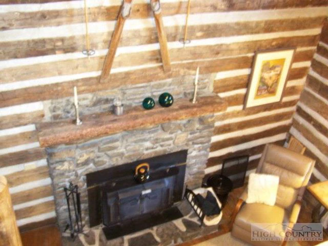 Image number 3 for the current listing