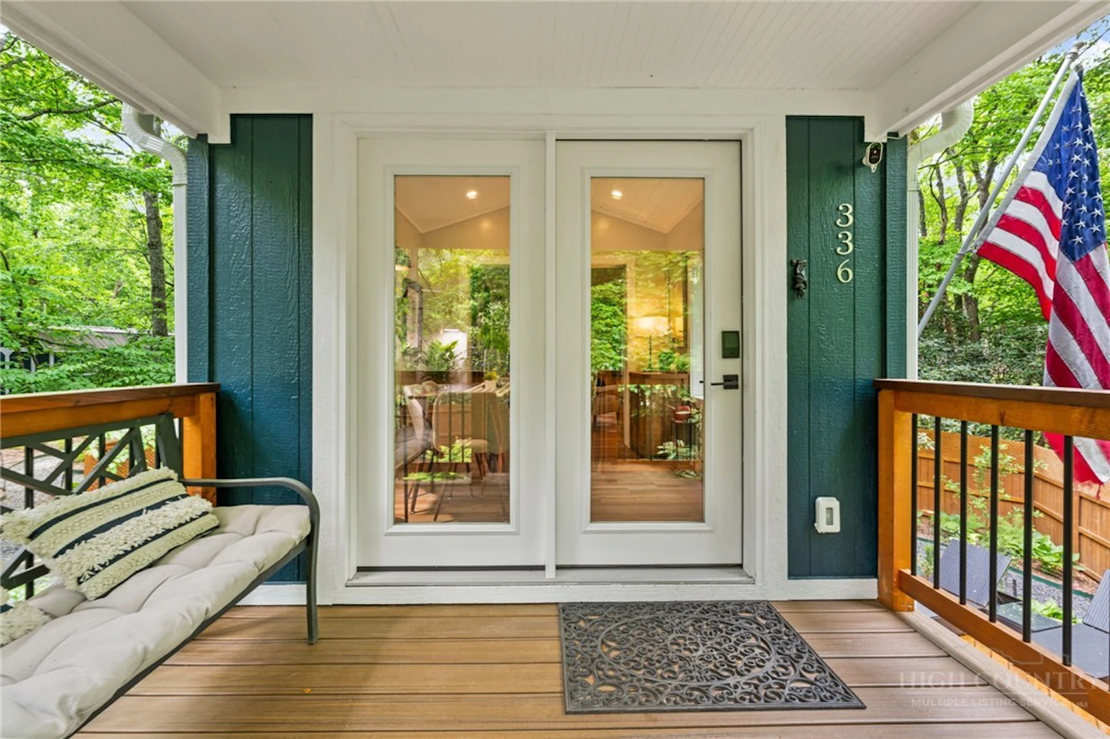 Image number 3 for the current listing