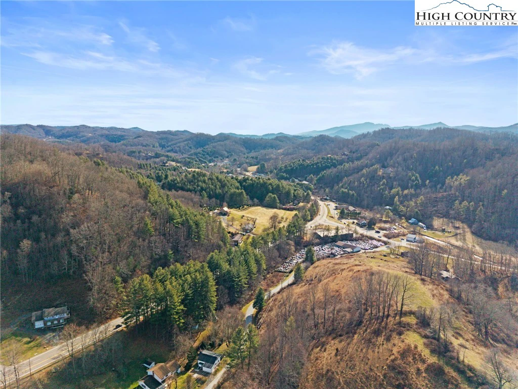 Image number 18 for the current listing