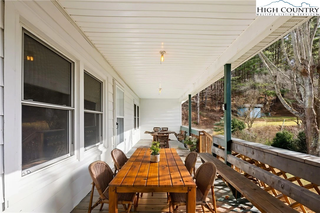 Image number 10 for the current listing