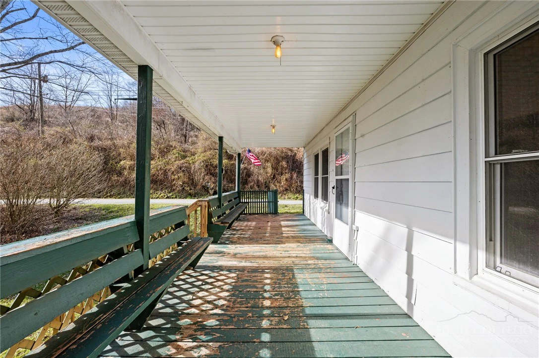 Image number 6 for the current listing