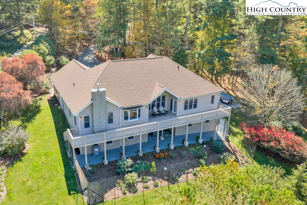 Image number 1 for the current listing