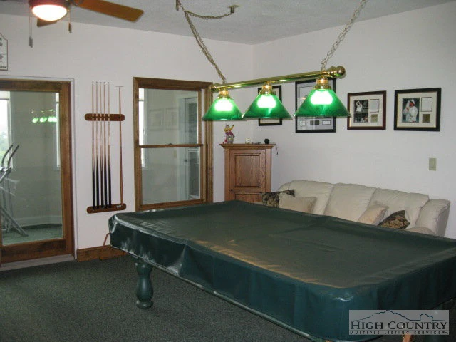 Image number 5 for the current listing