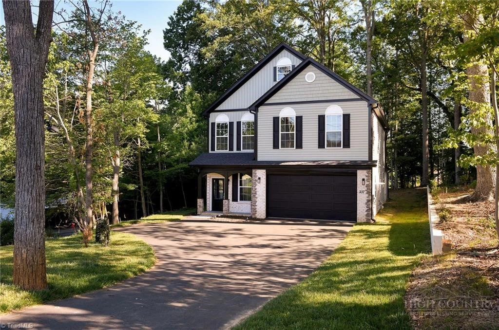 Image number 1 for the current listing