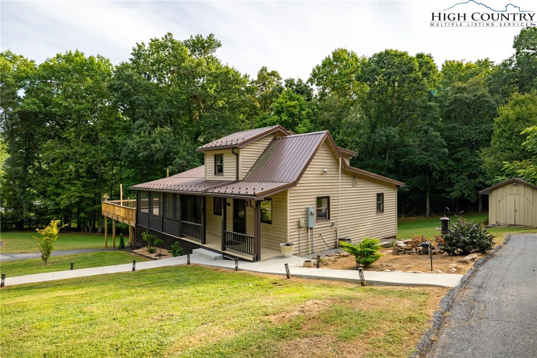 Image number 3 for the current listing