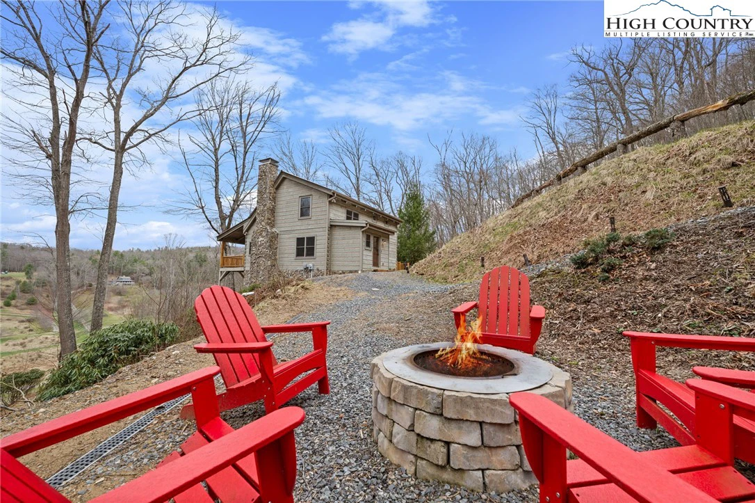 Image number 15 for the current listing