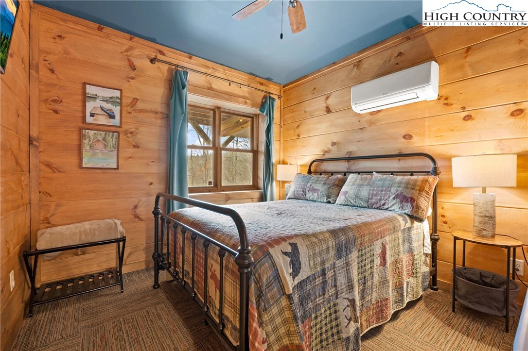 Image number 6 for the current listing