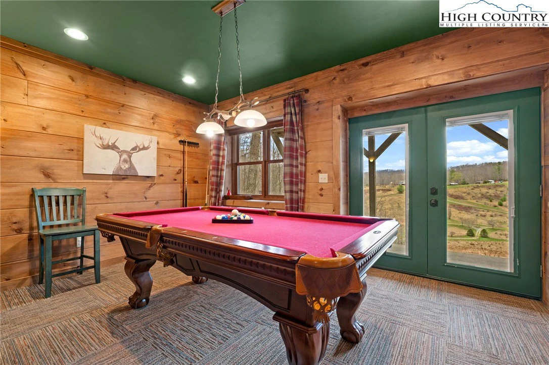 Image number 10 for the current listing