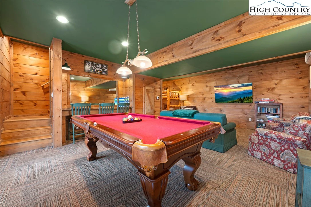Image number 11 for the current listing
