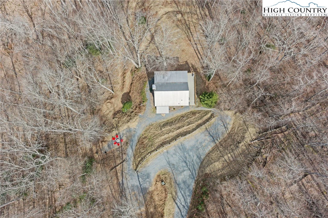 Image number 19 for the current listing