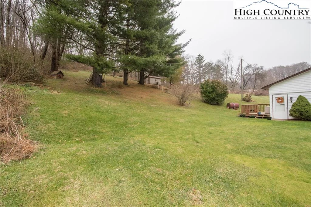 Image number 6 for the current listing