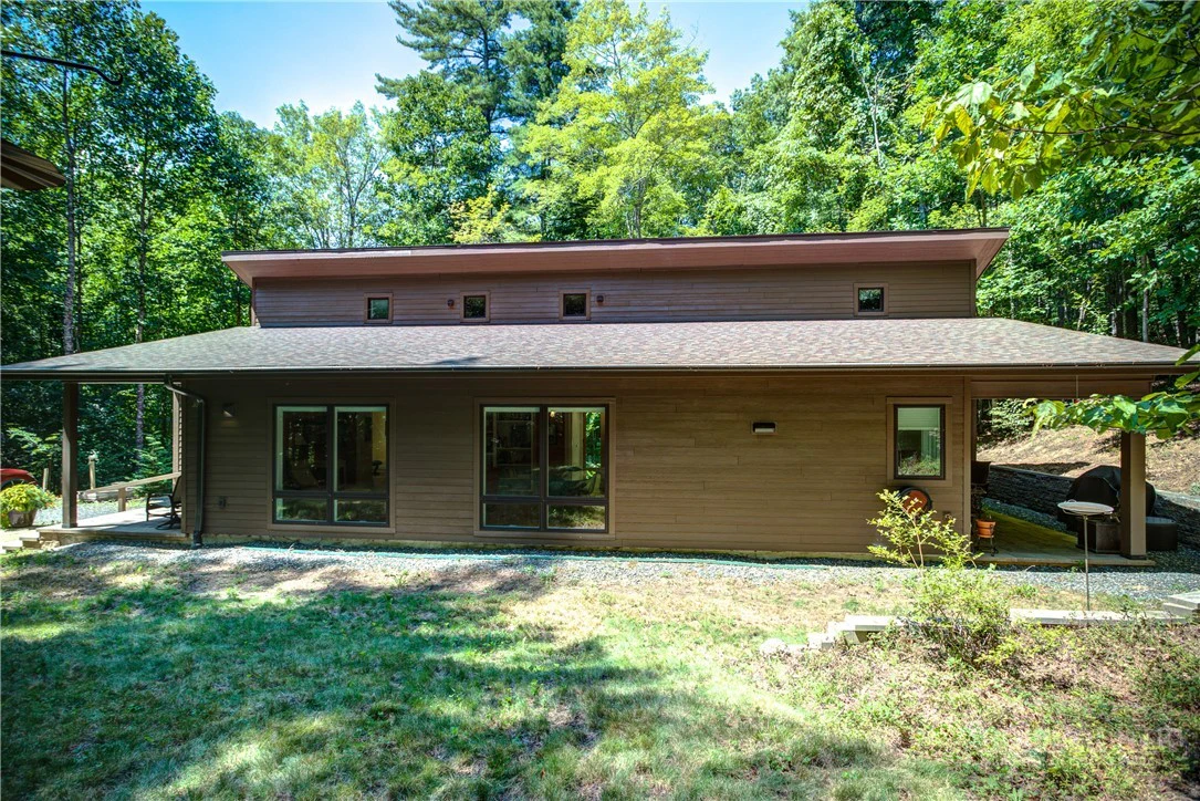 Image number 3 for the current listing