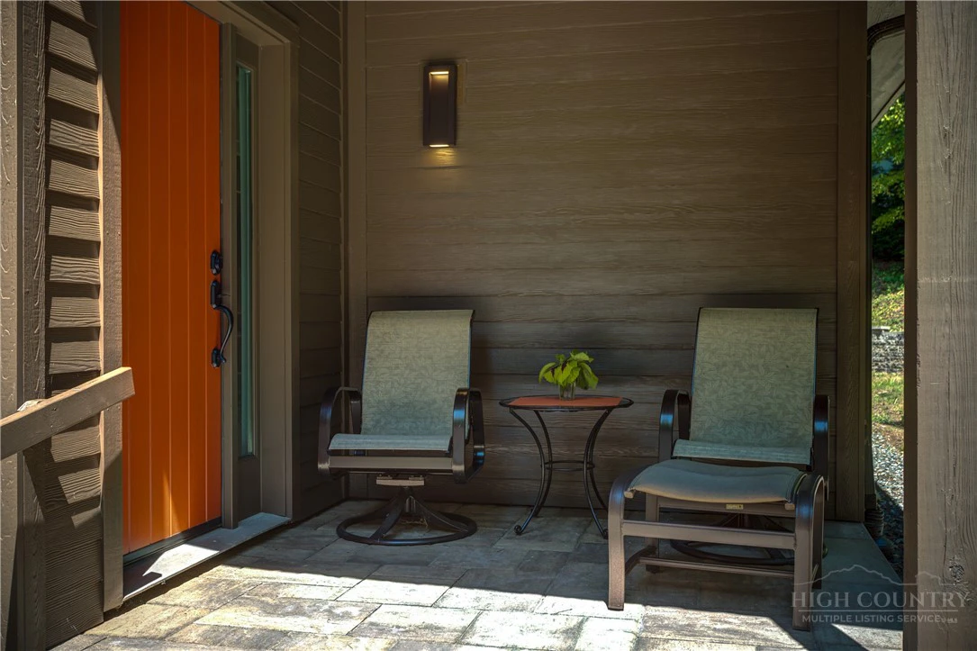 Image number 7 for the current listing