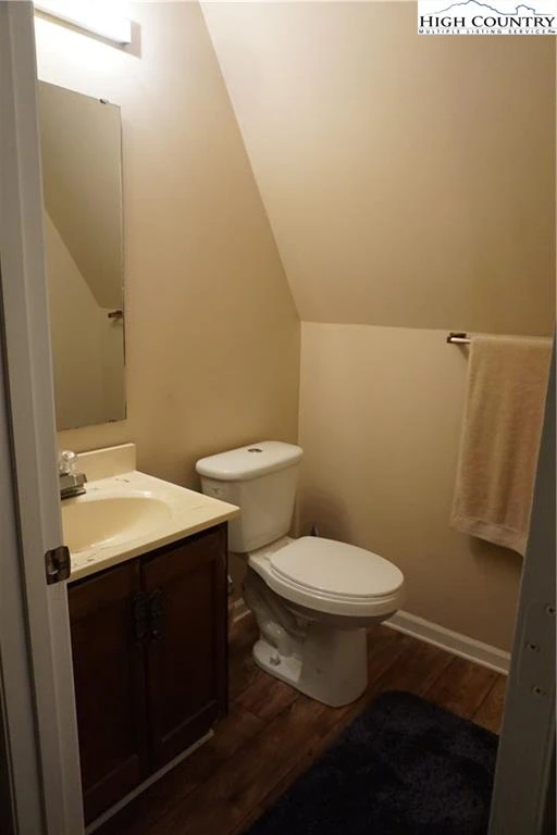 Image number 11 for the current listing