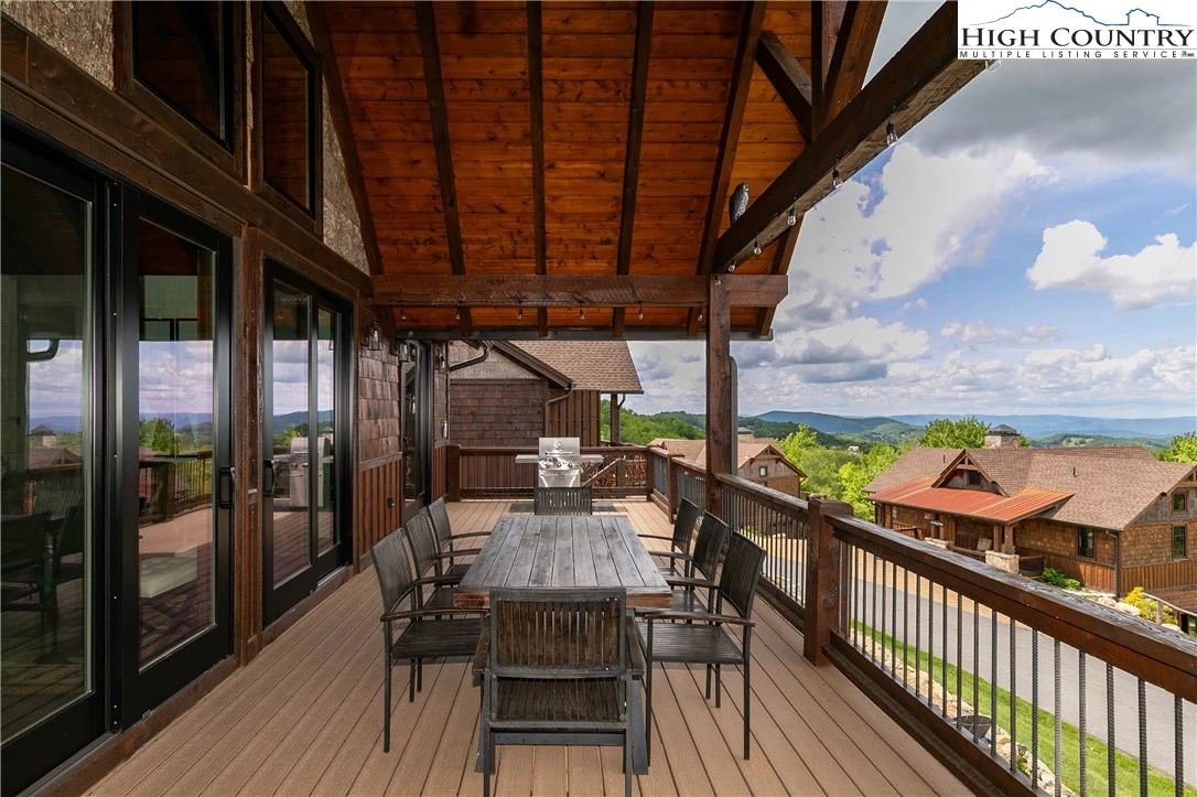 Image number 12 for the current listing