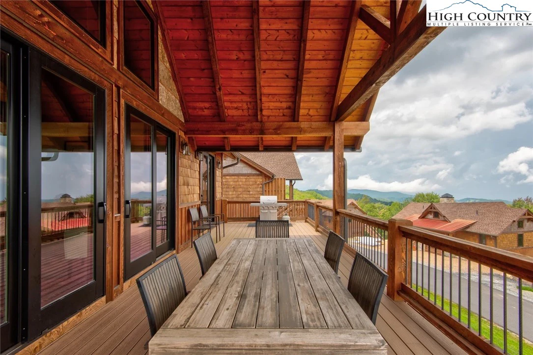 Image number 13 for the current listing
