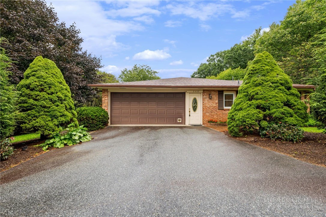 Image number 3 for the current listing