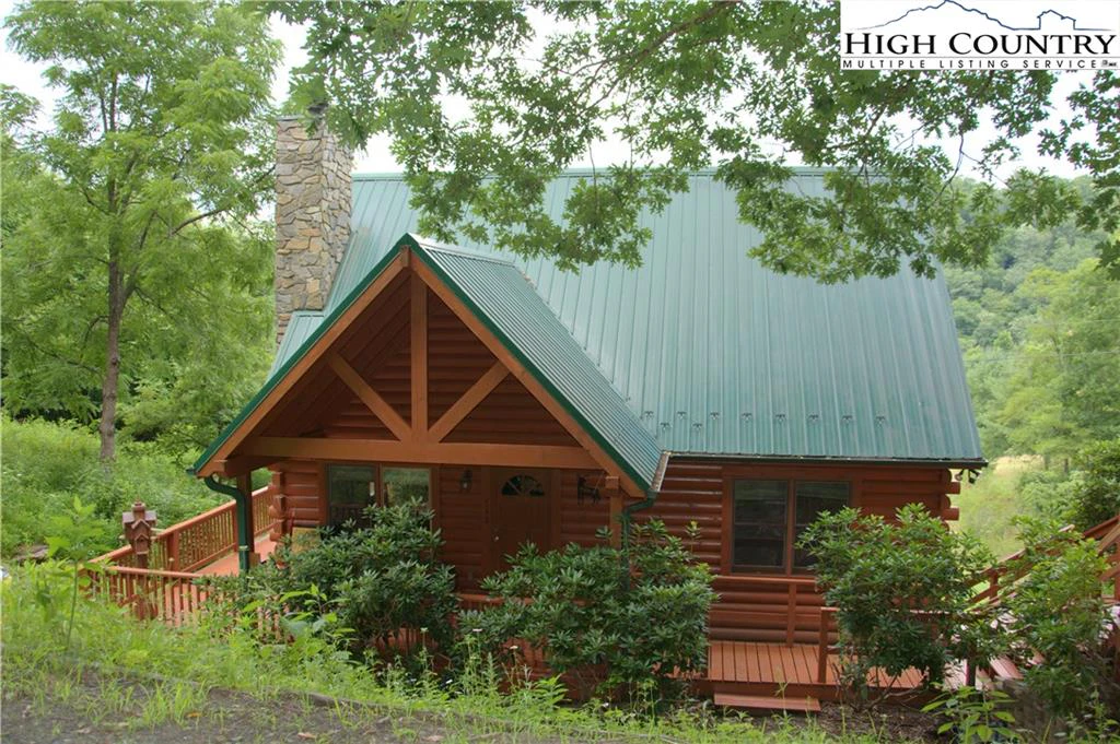 Image number 1 for the current listing