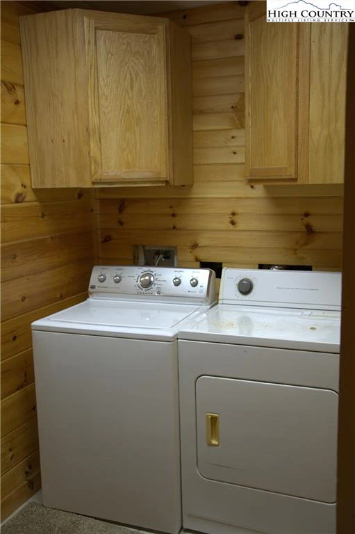 Image number 14 for the current listing