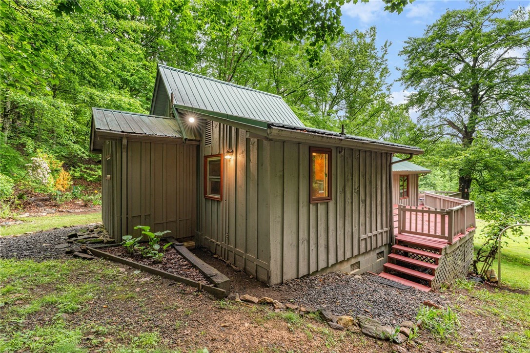 Image number 3 for the current listing