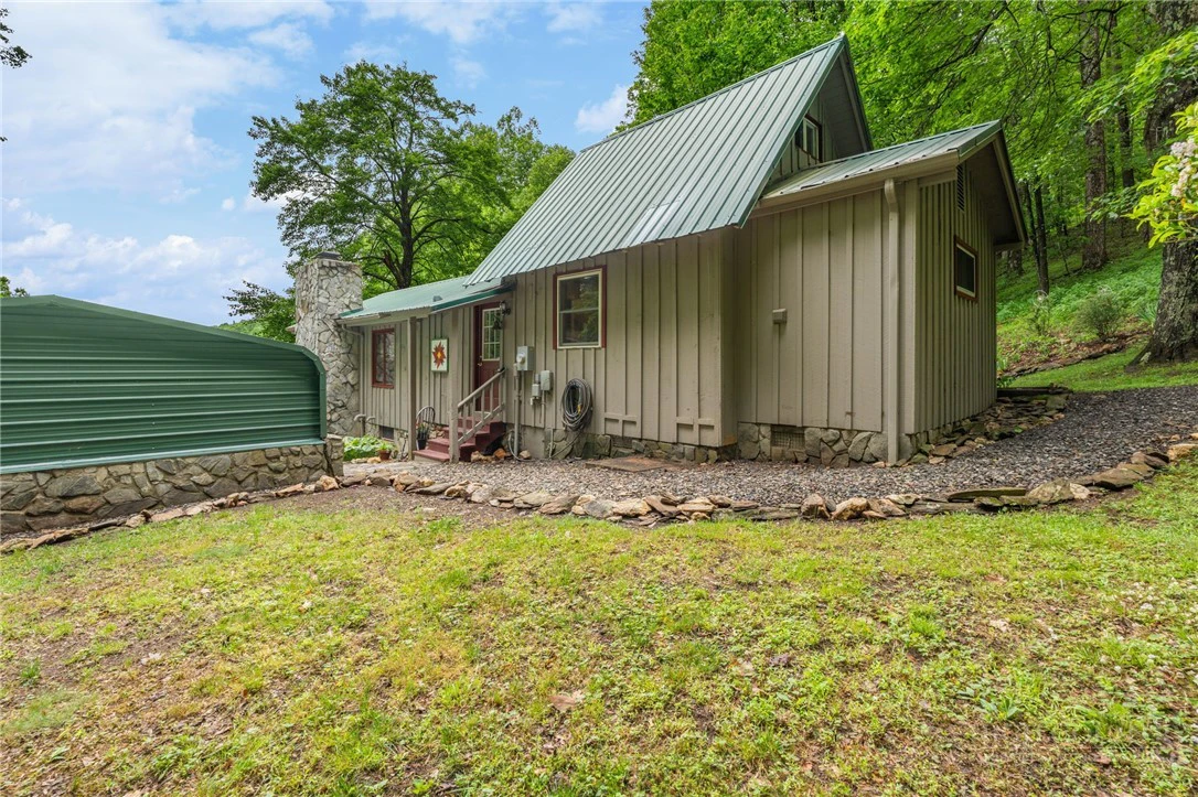 Image number 7 for the current listing