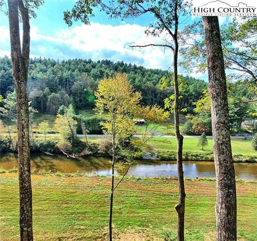 Image number 1 for the current listing