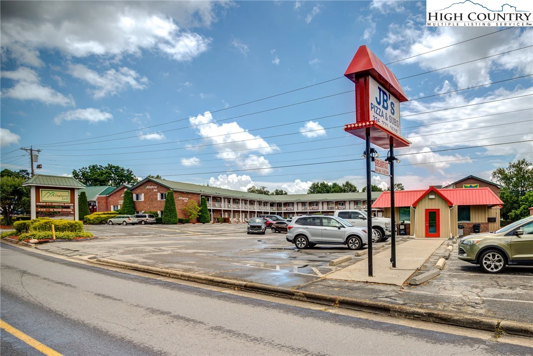 Image number 2 for the current listing