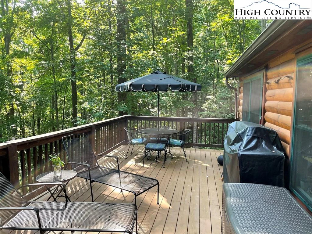 Image number 21 for the current listing