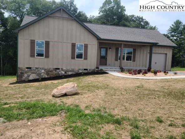 Image number 1 for the current listing