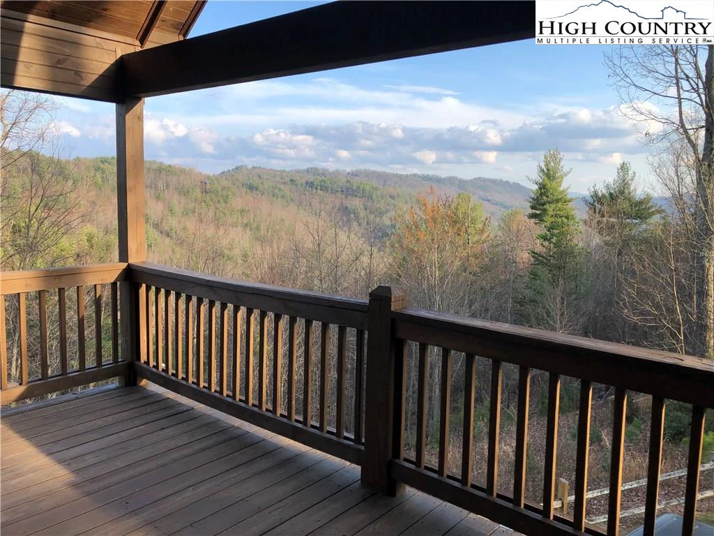 Image number 1 for the current listing