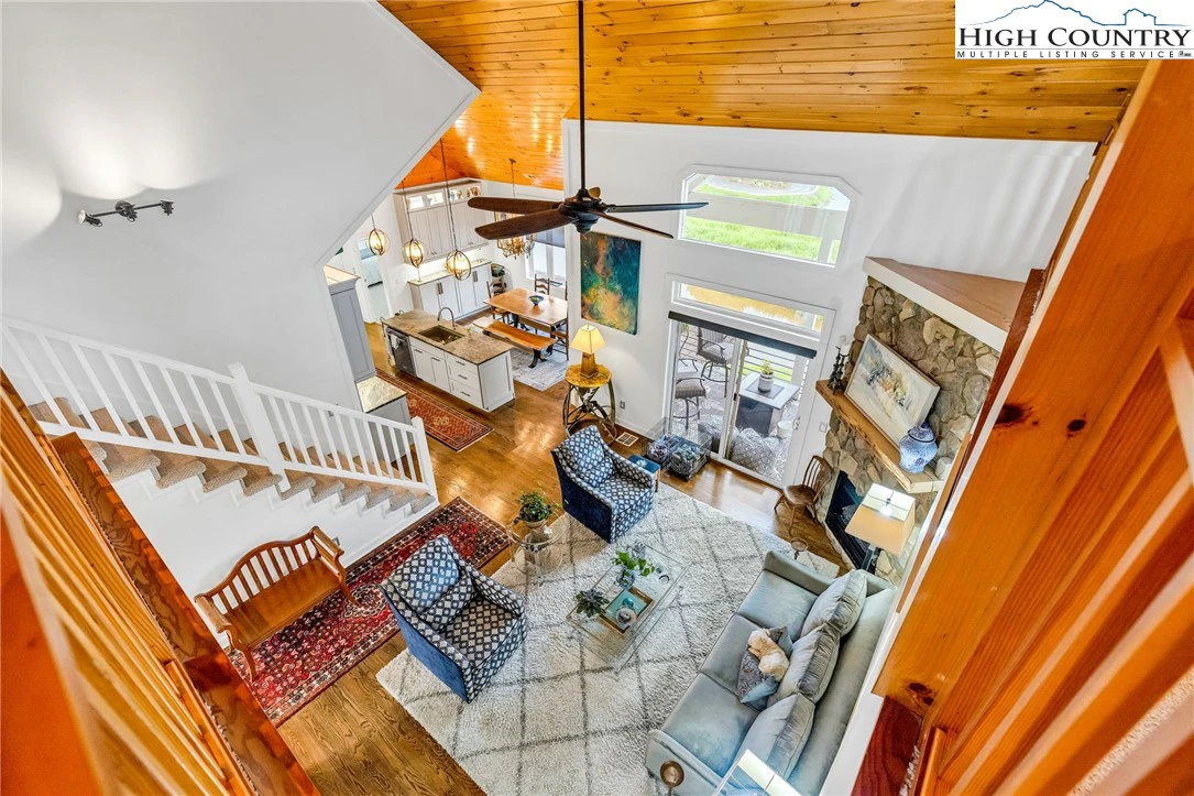 Image number 6 for the current listing