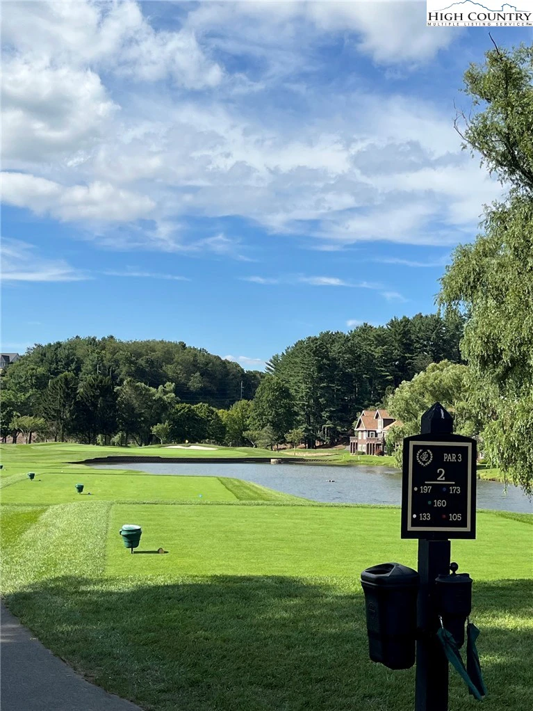 Image number 26 for the current listing
