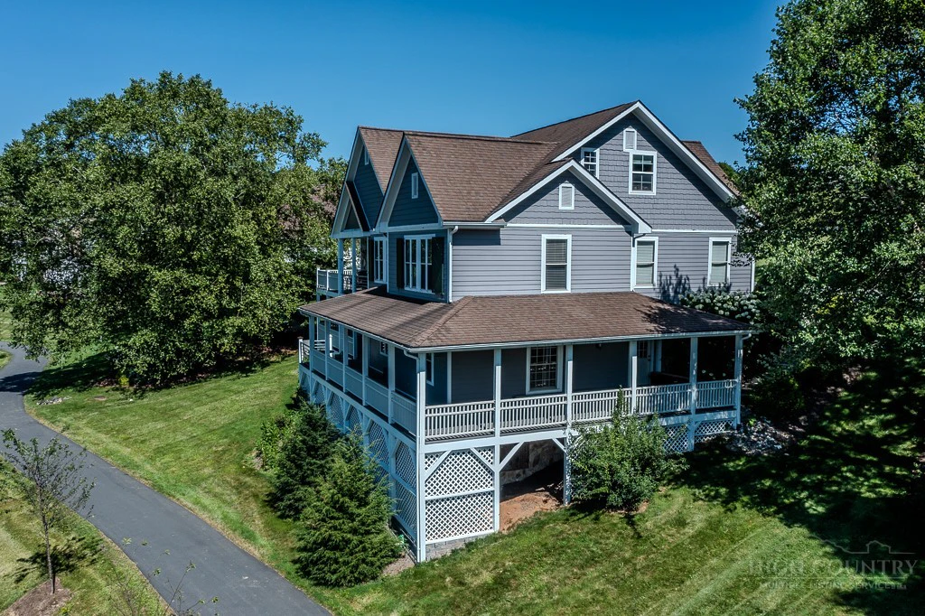 Image number 5 for the current listing