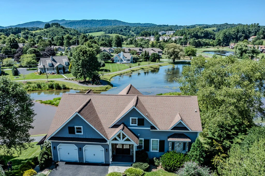 Image number 3 for the current listing