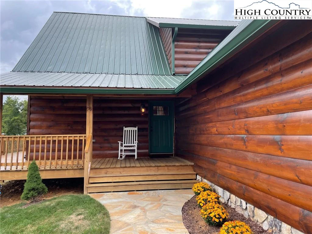 Image number 5 for the current listing