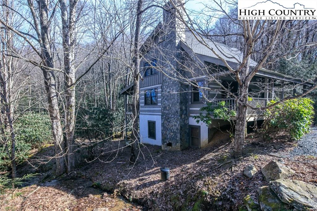 Image number 4 for the current listing