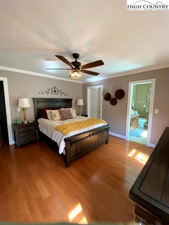 Image number 6 for the current listing