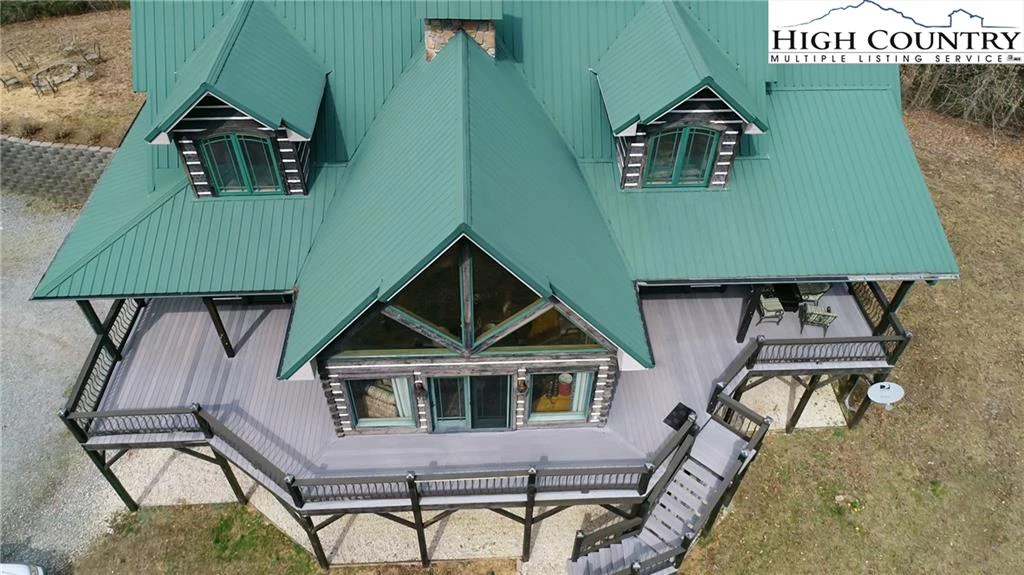 Image number 1 for the current listing