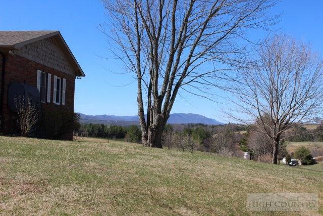 Image number 13 for the current listing