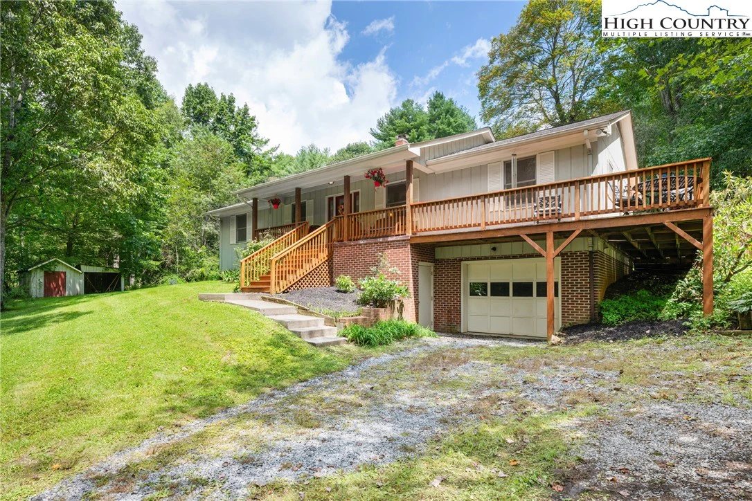 Image number 2 for the current listing