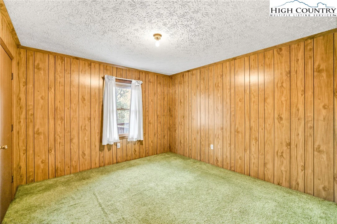 Image number 10 for the current listing